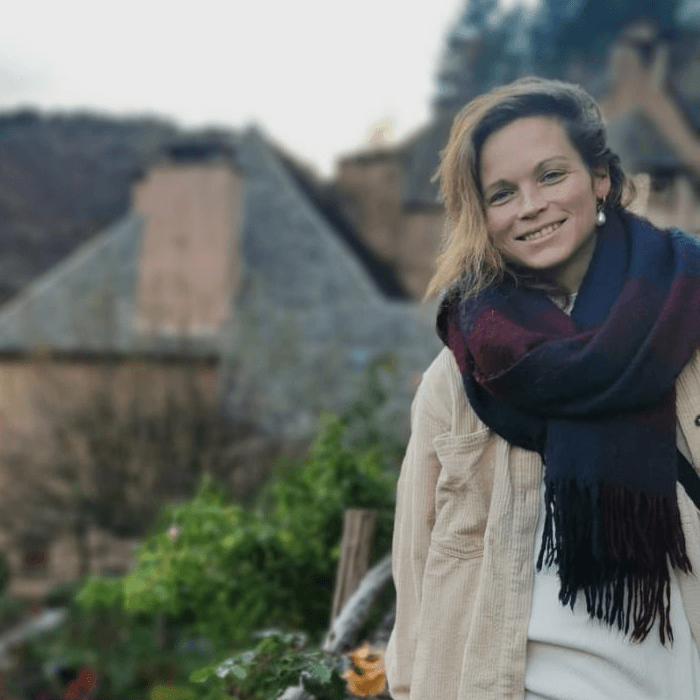 Portrait d'Aurélie, le Corenvers-flottant